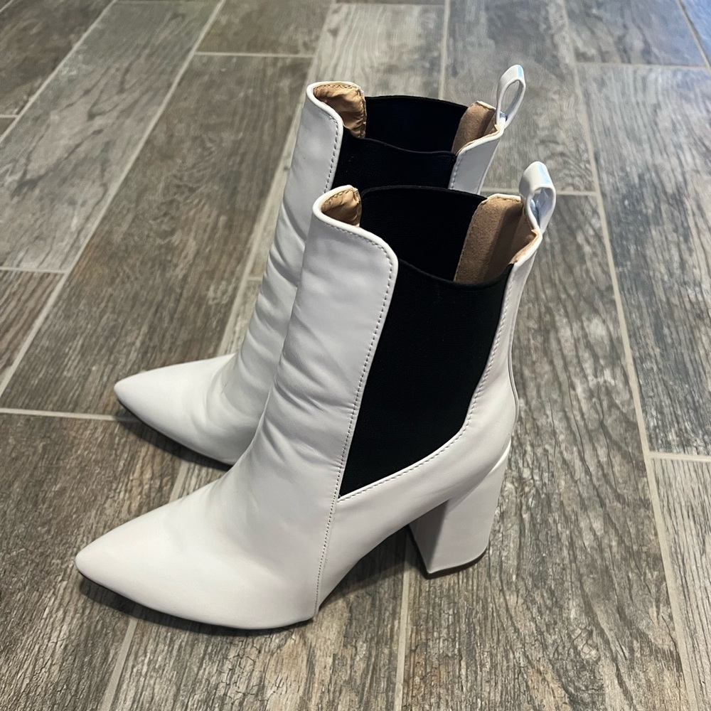 chase + chloe white boots